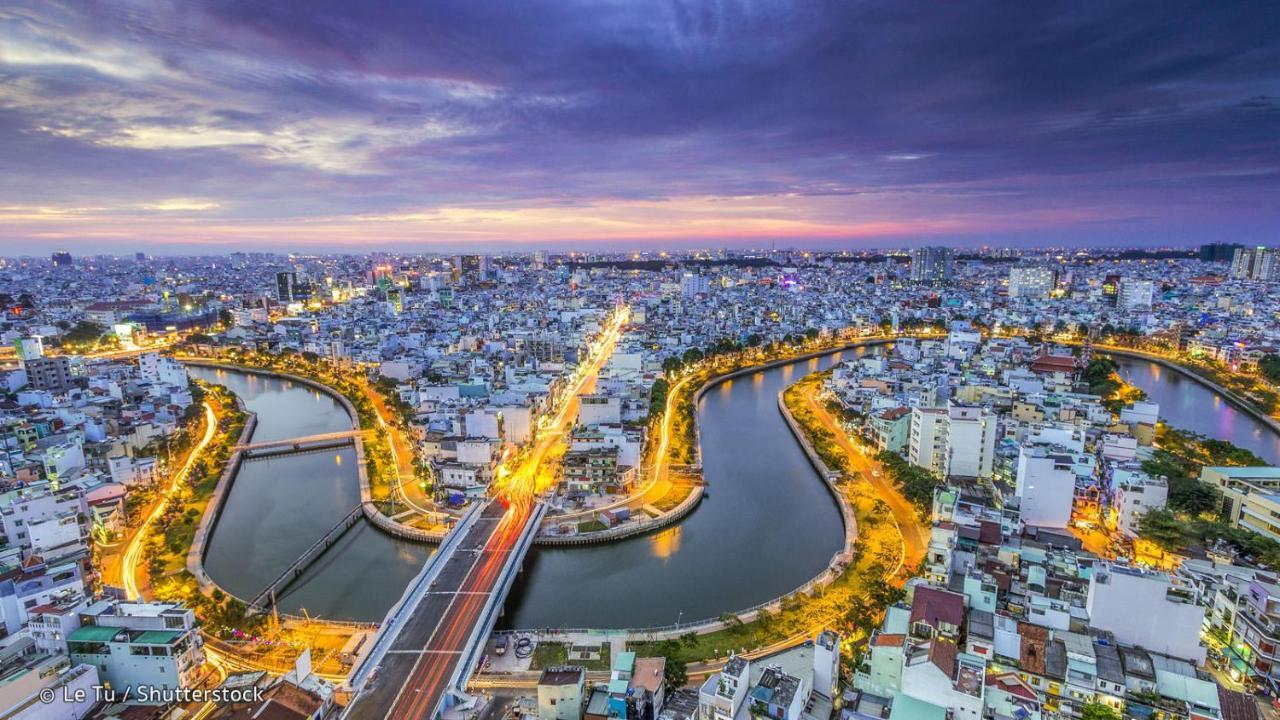 Reddoorz Tuan Viet Hotel Dinh Tien Hoang Хошимин Екстериор снимка